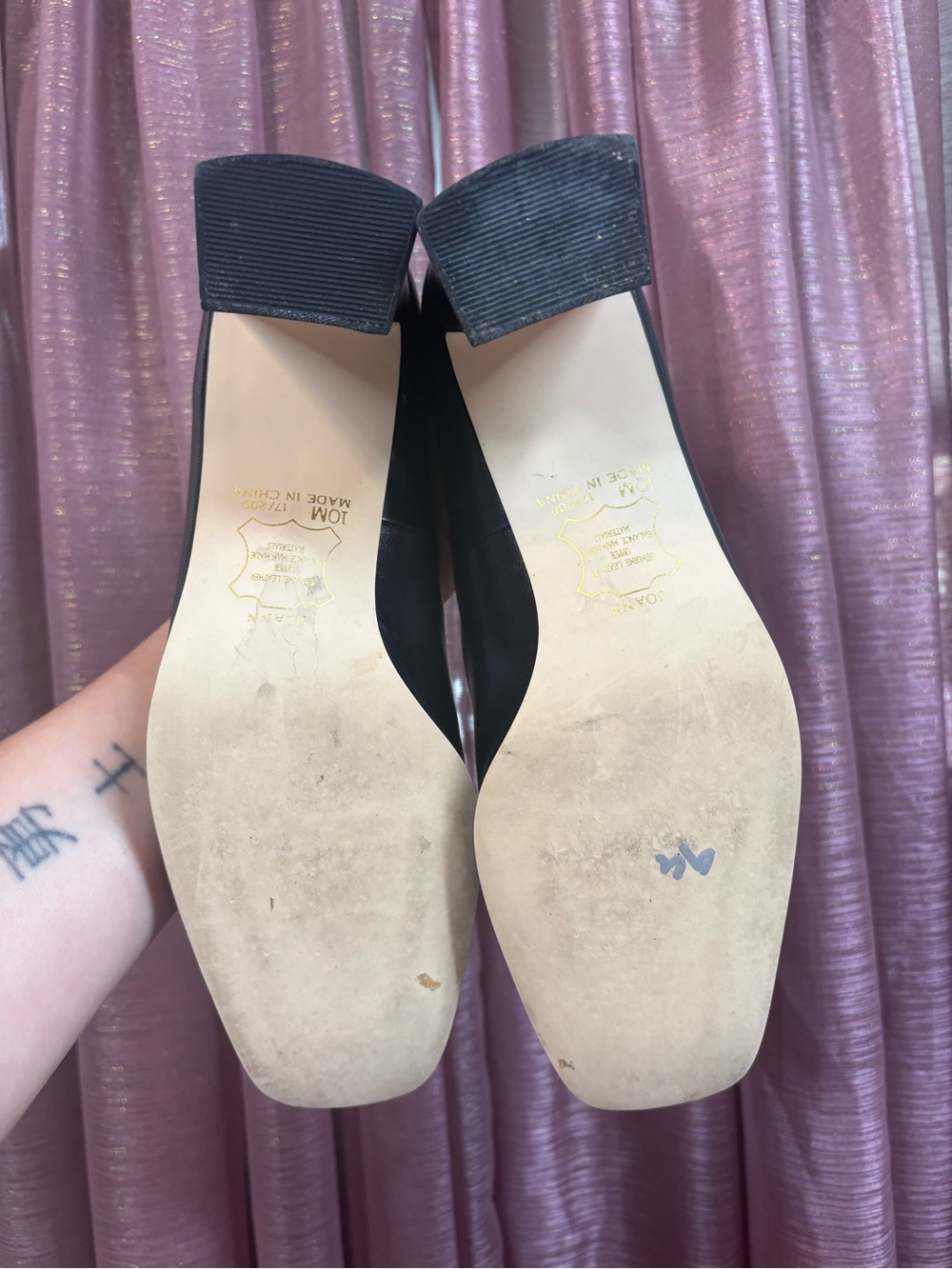 Vintage 90s Black Leather Chunky Heel Pumps - Picture 7 of 7